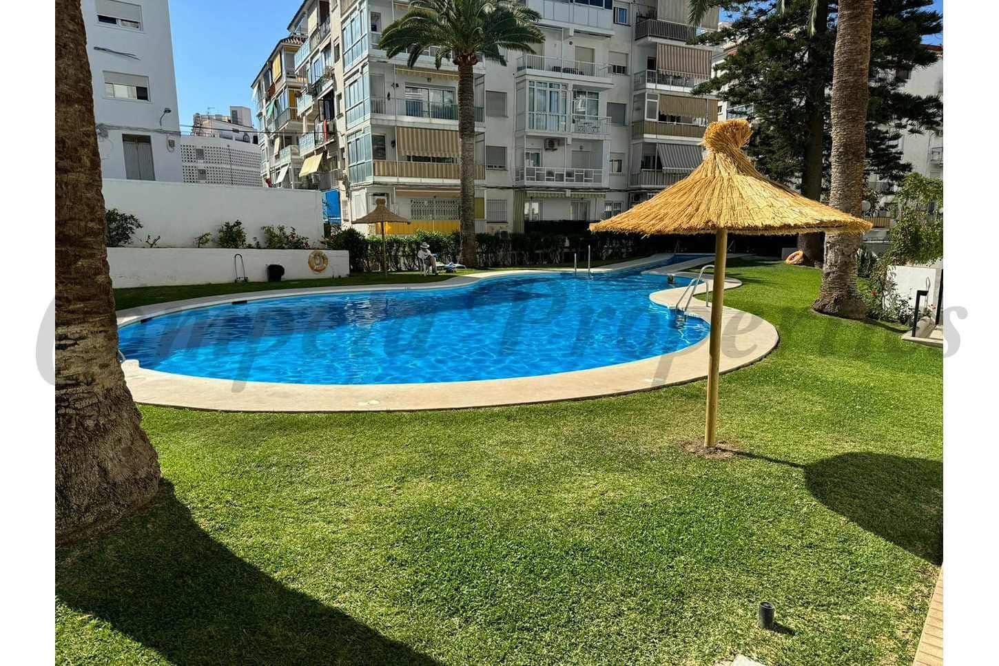 Appartement de 1 chambre à louer à Nerja avec piscine - 600 € (Ref: 10075861)