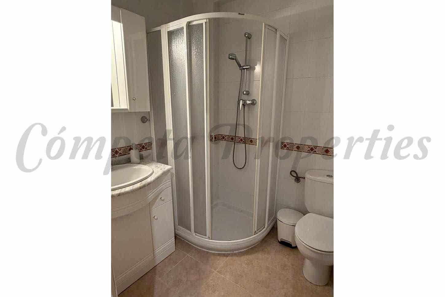 Appartement de 1 chambre à louer à Nerja avec piscine - 600 € (Ref: 10075861)