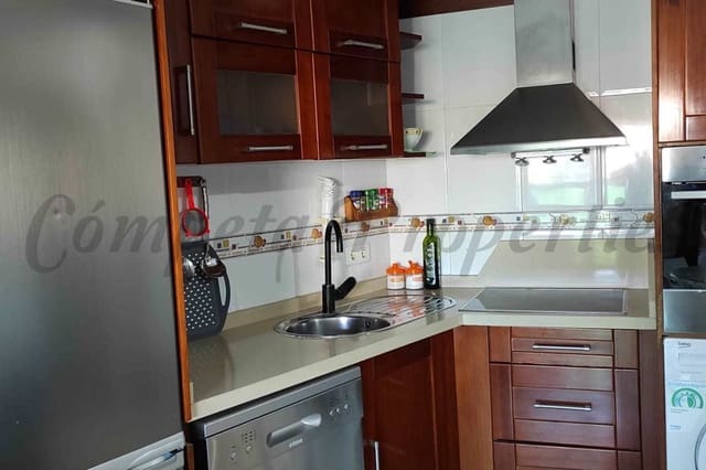 2 soverom Leilighet til leie i Torrox Pueblo, Torrox med svømmebasseng - € 500 (Ref: 10075862)