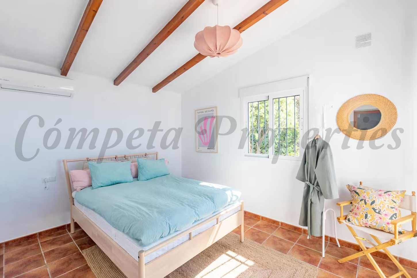 3 soveværelse Finca/Landehus til leje i Torrox med swimmingpool garage - € 1.500 (Ref: 10075871)