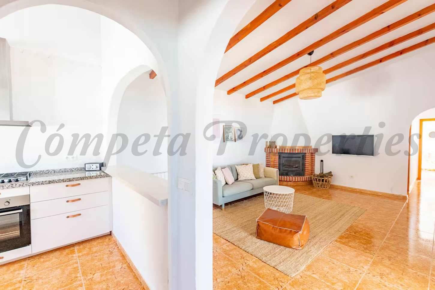 3 soveværelse Finca/Landehus til leje i Torrox med swimmingpool garage - € 1.500 (Ref: 10075871)