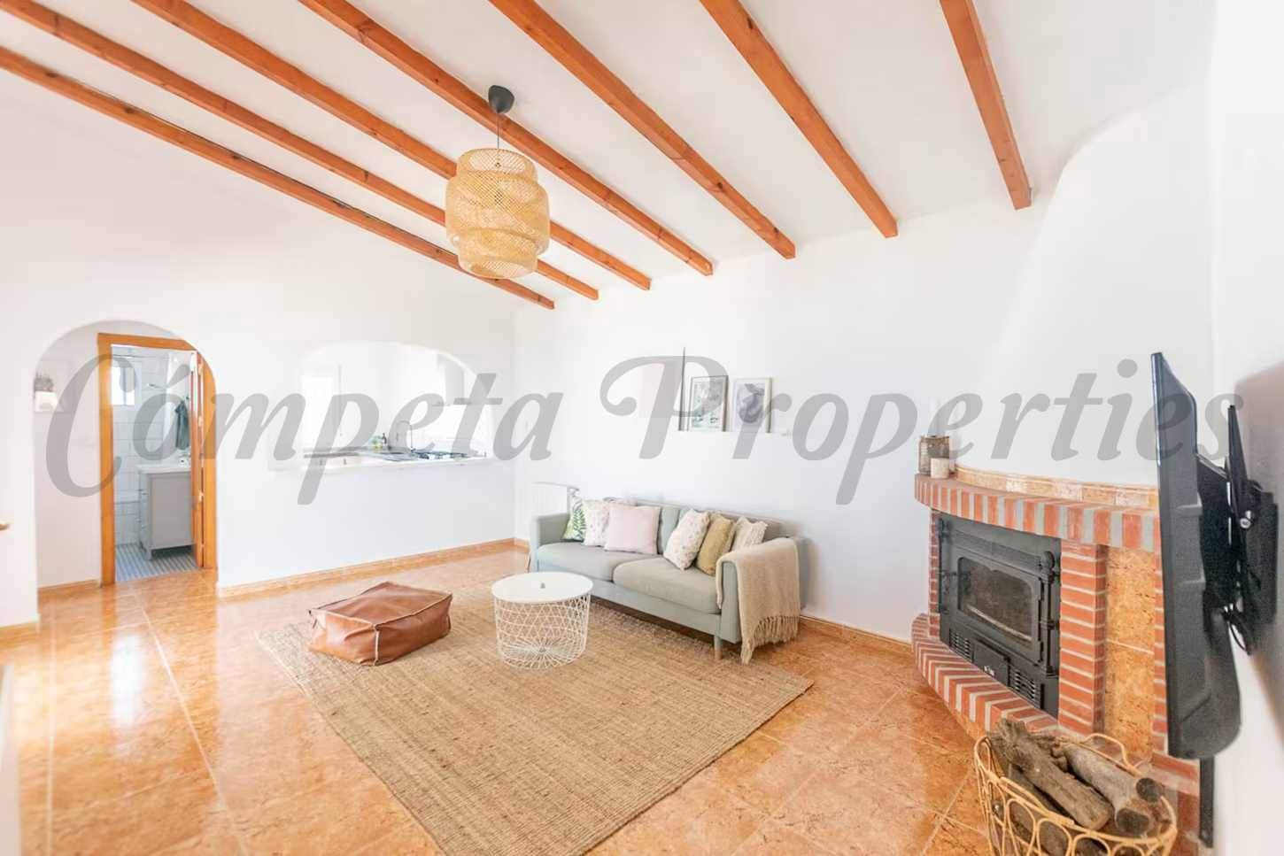 3 soveværelse Finca/Landehus til leje i Torrox med swimmingpool garage - € 1.500 (Ref: 10075871)