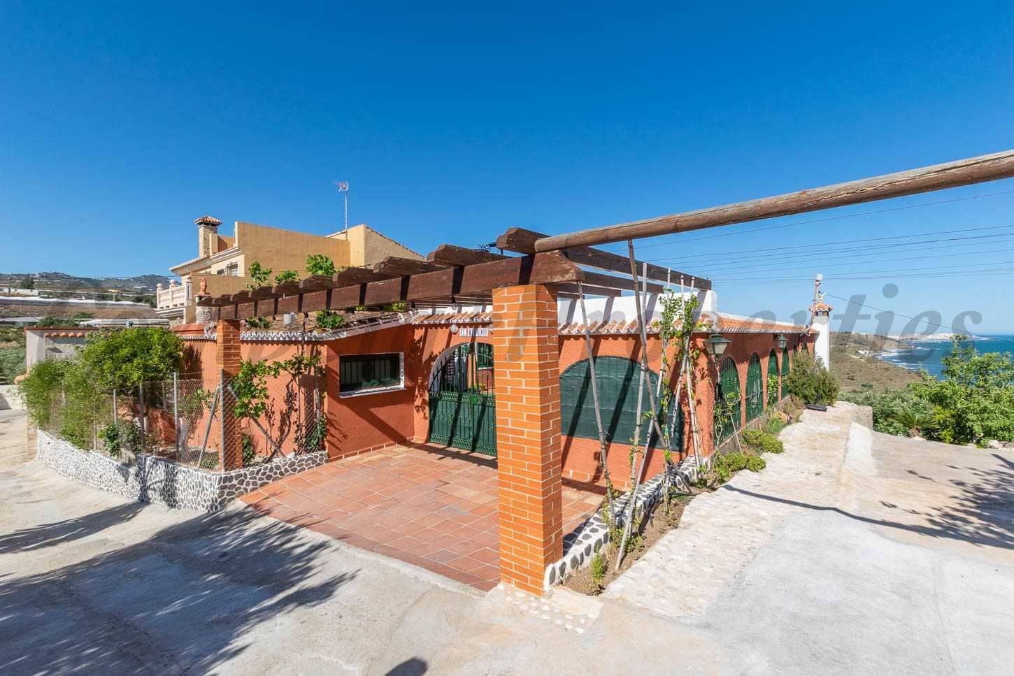 4 soveværelse Finca/Landehus til salg i Lagos med swimmingpool - € 550.000 (Ref: 10075876)