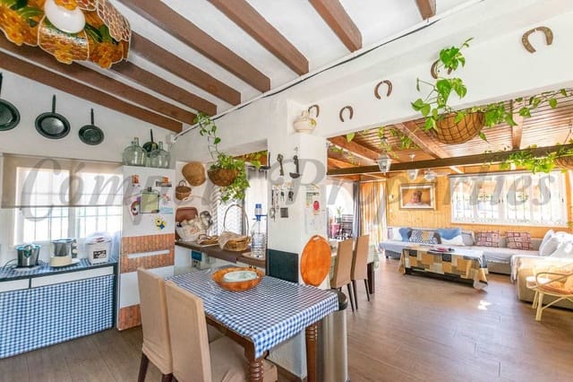 4 bedroom Finca/Country House for sale in Lagos, Vélez-Málaga with pool - € 550,000 (Ref: 10075876)