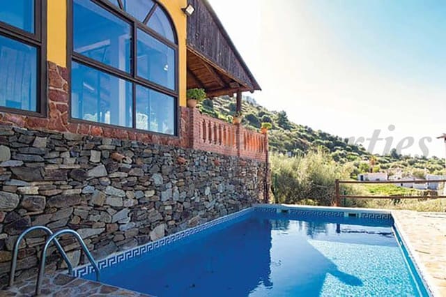2 soveværelse Finca/Landehus til leje i Torrox med swimmingpool - € 1.250 (Ref: 10075880)