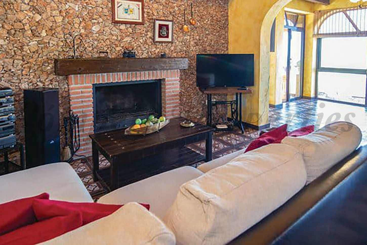 2 soveværelse Finca/Landehus til leje i Torrox med swimmingpool - € 1.250 (Ref: 10075880)