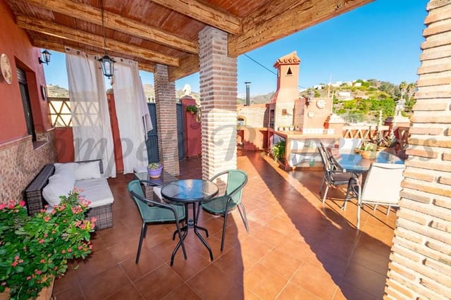Finca/Maison de Campagne de 2 chambres à louer à Torrox avec piscine - 1 000 € (Ref: 10075883)