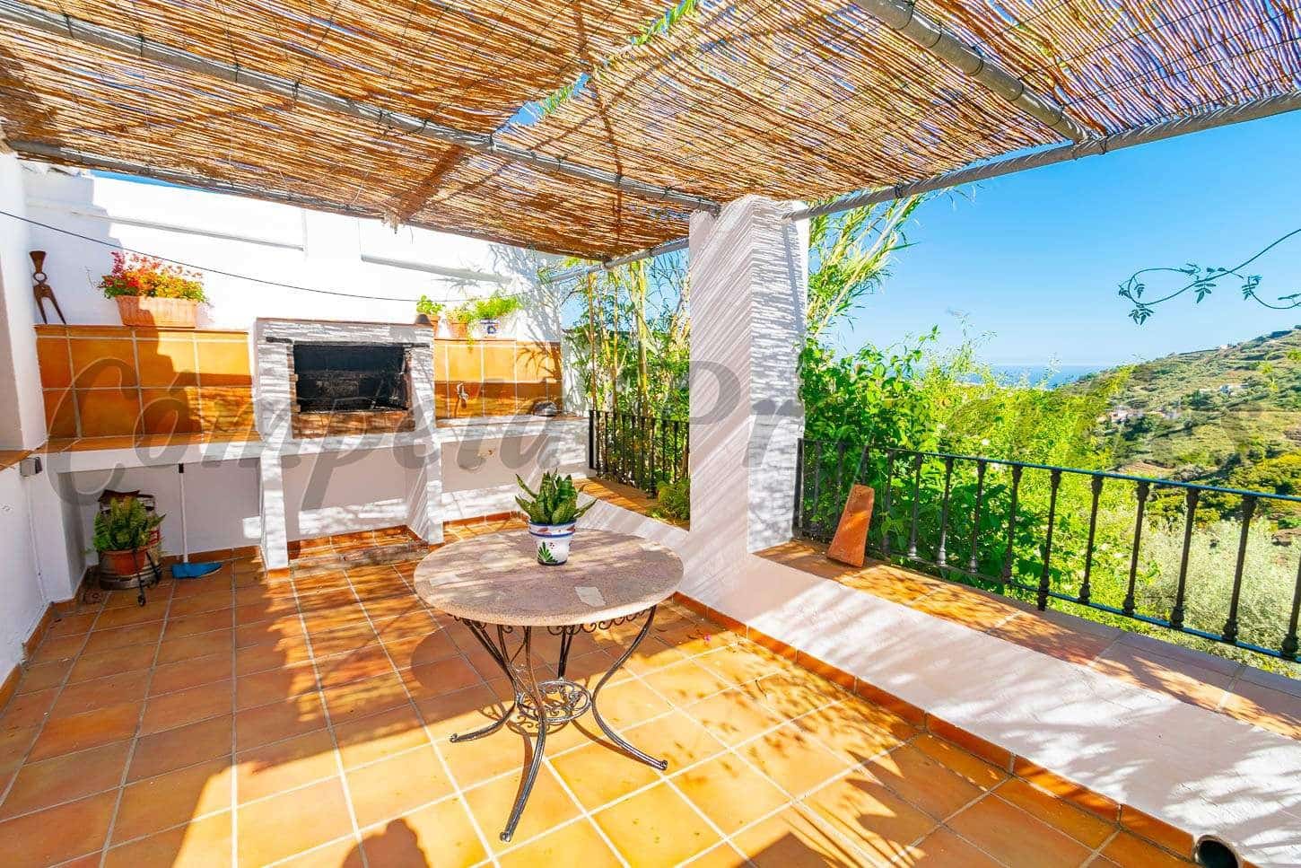 Finca/Maison de Campagne de 3 chambres à louer à Frigiliana avec piscine garage - 1 150 € (Ref: 10075886)