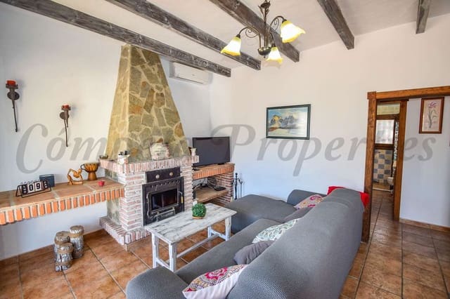 2 quarto Quinta/Casa Rural para arrendar em Torrox com piscina garagem - 950 € (Ref: 10075888)
