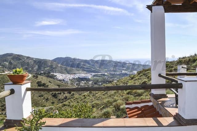 3 quarto Quinta/Casa Rural para arrendar em Torrox com piscina garagem - 1 440 € (Ref: 10075889)
