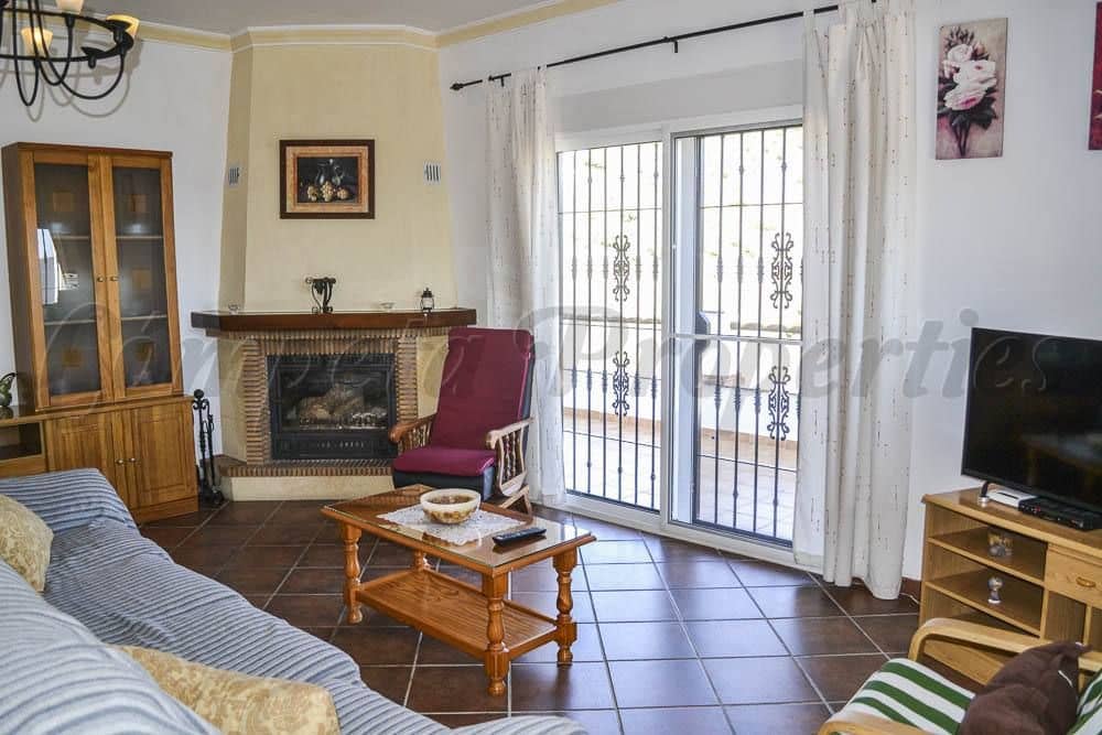 3 quarto Quinta/Casa Rural para arrendar em Torrox com piscina garagem - 1 440 € (Ref: 10075889)