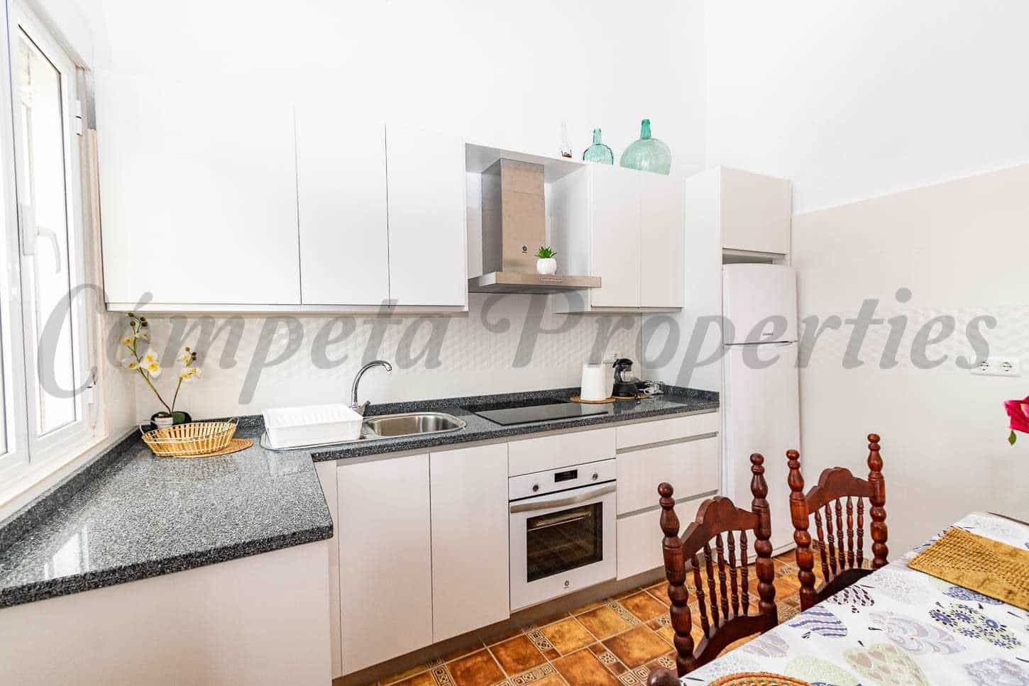3 soveværelse Finca/Landehus til leje i Torrox med garage - € 1.200 (Ref: 10075890)