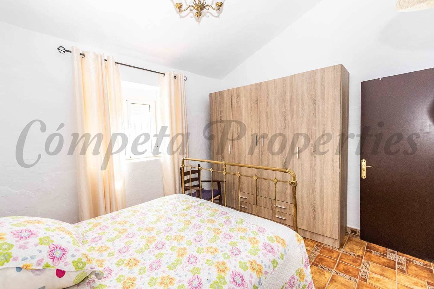 3 soveværelse Finca/Landehus til leje i Torrox med garage - € 1.200 (Ref: 10075890)