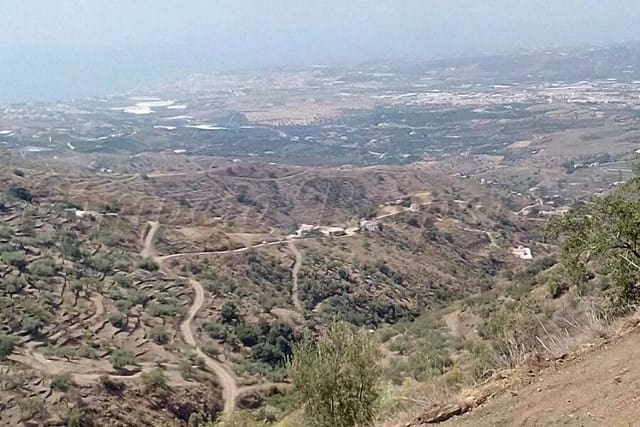 Terre non Aménagée à vendre à Arenas - 40 000 € (Ref: 10075908)