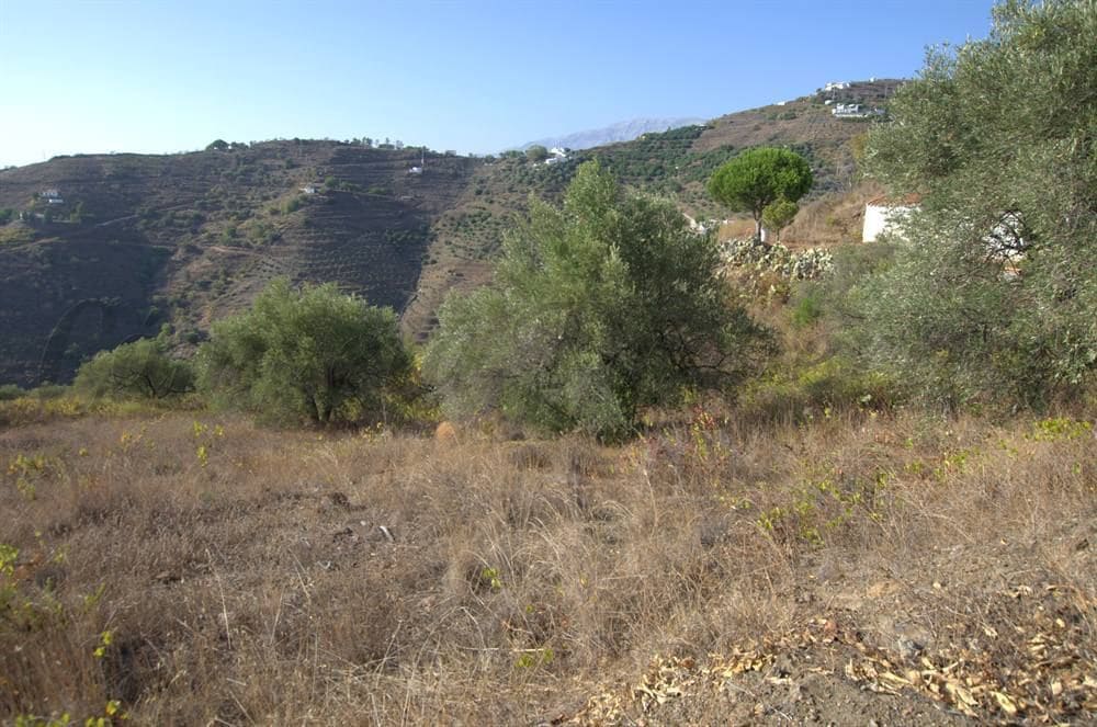 Landgrundstück zu verkaufen in Archez - 45.735 € (Ref: 10075909)