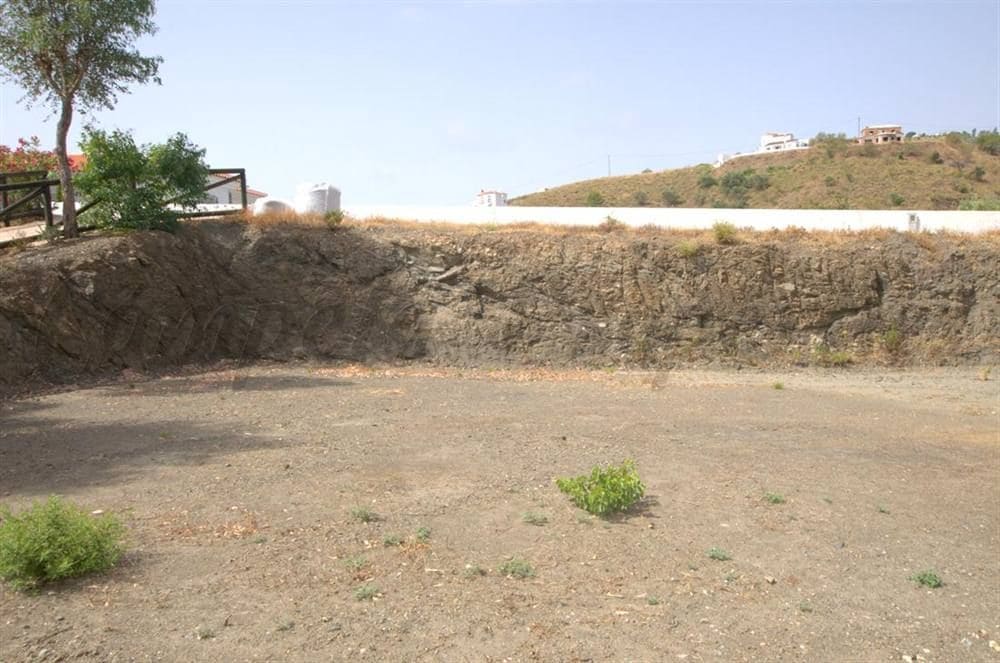 Terre non Aménagée à vendre à Archez - 32 000 € (Ref: 10075910)
