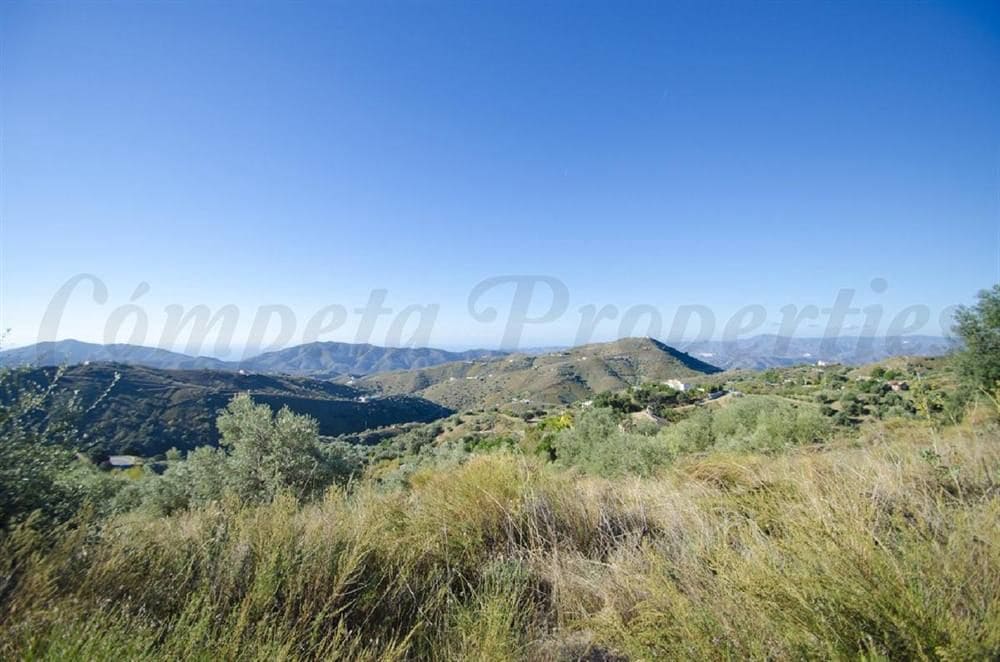 Ubebygd land til salgs i Sedella - € 169 000 (Ref: 10075918)