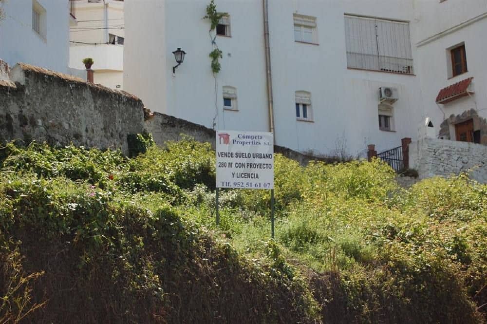Building Plot for sale in Competa - € 90,000 (Ref: 10075924)