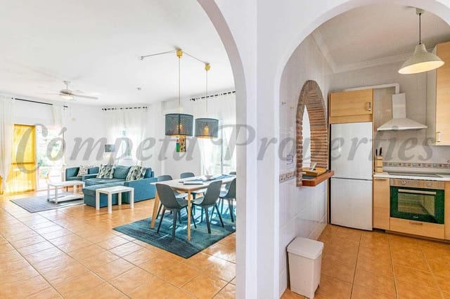 2 soverom Finca/Herregård til salgs i Cómpeta med svømmebasseng - € 1 200 (Ref: 10075927)