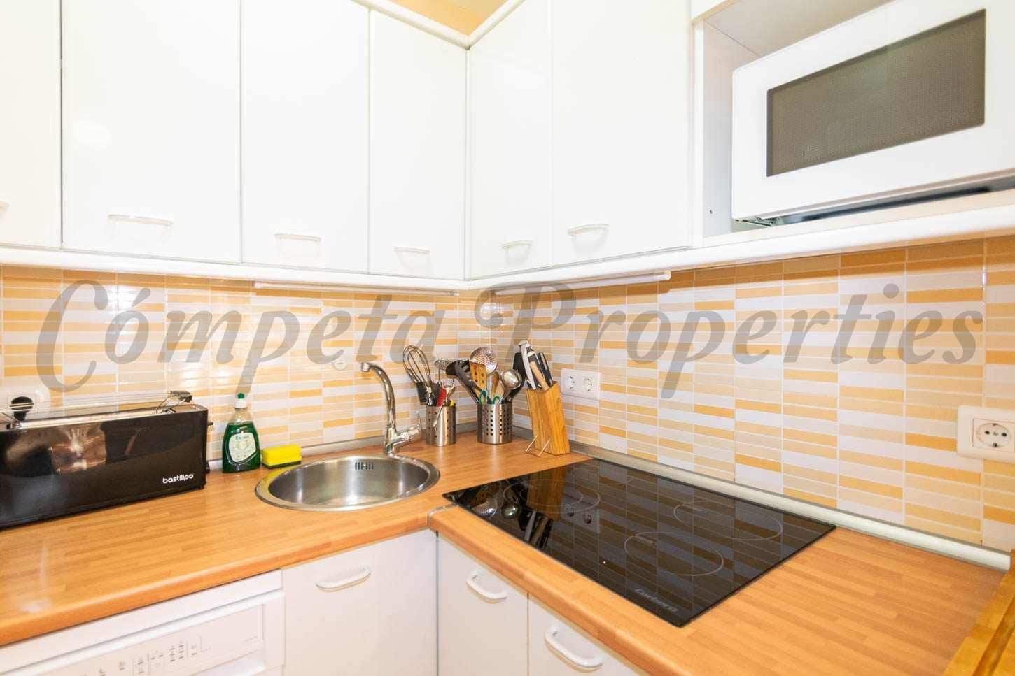 1 soverom Leilighet til leie i Torrox-Costa med svømmebasseng - € 750 (Ref: 10075928)