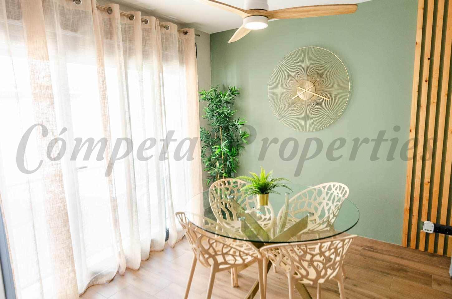 2 soverom Leilighet til leie i Competa med svømmebasseng - € 975 (Ref: 10075931)
