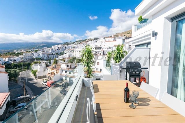 Apartamento de 2 habitaciones en Cómpeta en alquiler con piscina garaje - 1.500 € (Ref: 10075935)