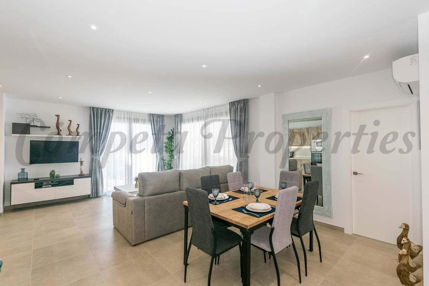 2 Zimmer Apartment zu vermieten in Competa mit Pool Garage - 900 € (Ref: 10075938)