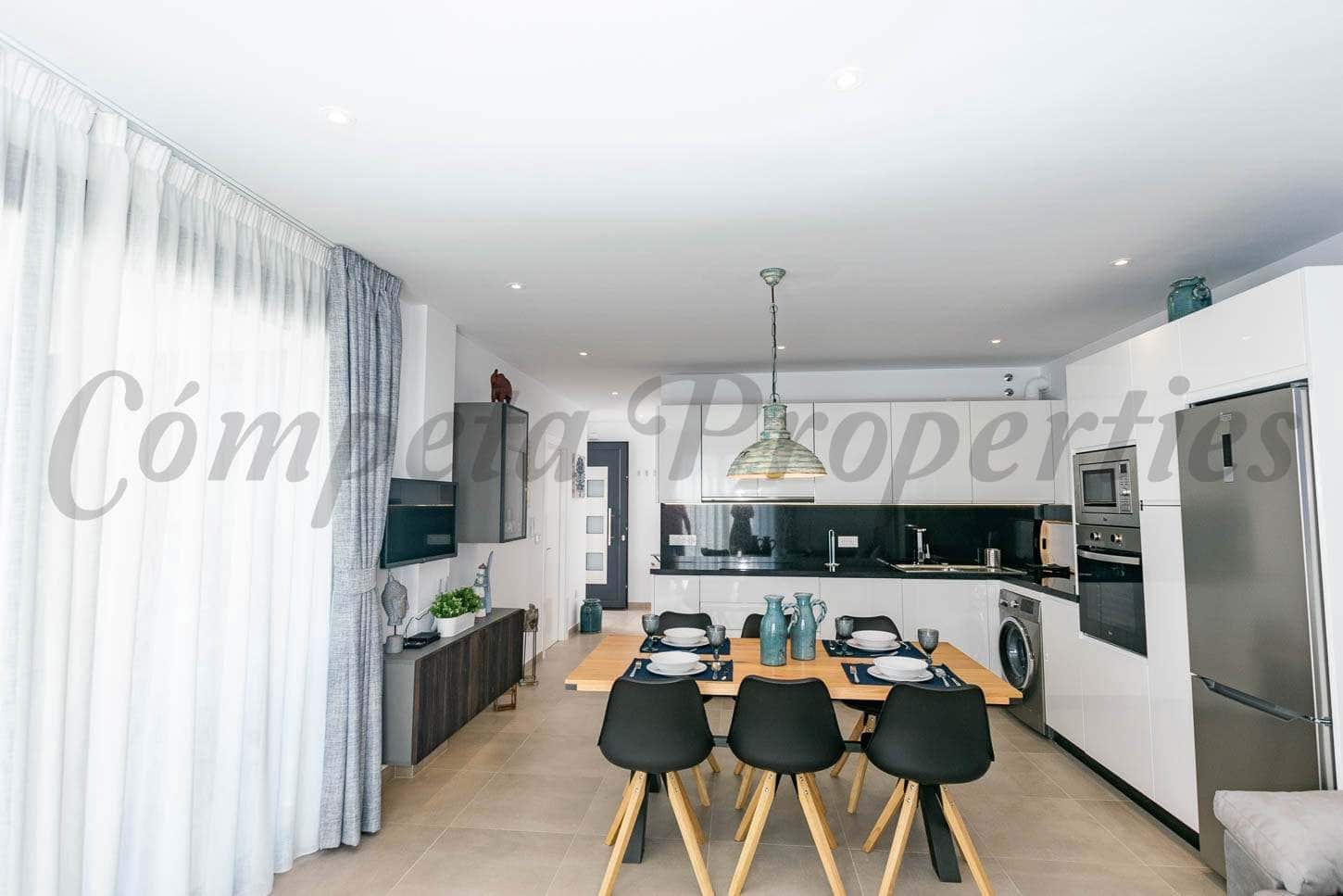 2 soverom Leilighet til leie i Competa med svømmebasseng garasje - € 800 (Ref: 10075939)