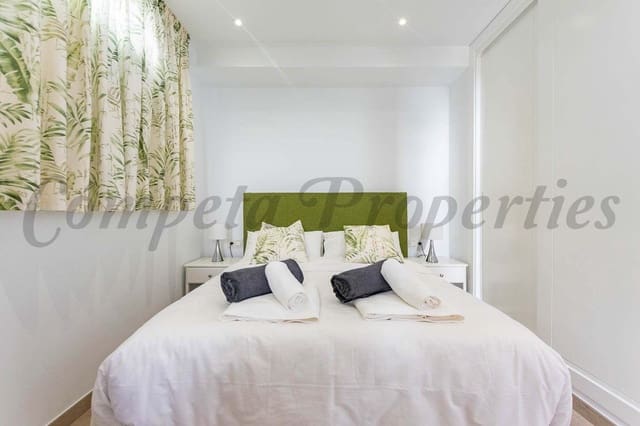 Appartement de 2 chambres à louer à Cómpeta avec piscine garage - 800 € (Ref: 10075939)