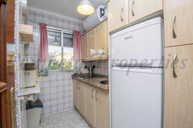 1 slaapkamer Appartement te huur in Urbanización Santa Rosa, Torrox met zwembad - € 680 (Ref: 10075940)