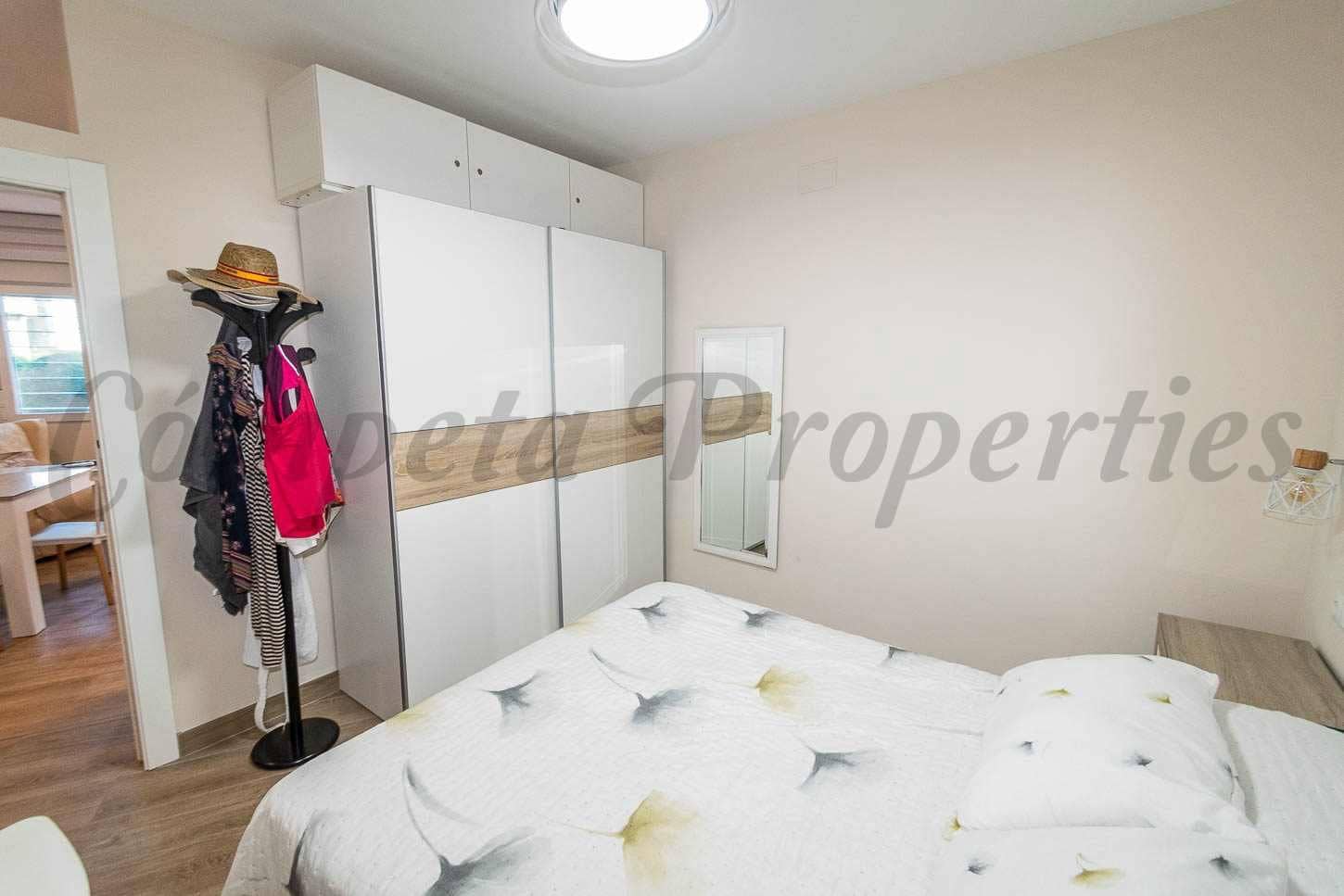 1 soverom Leilighet til leie i Torrox-Costa med svømmebasseng - € 650 (Ref: 10075941)