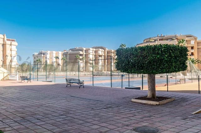 1 quarto Apartamento para arrendar em Torrox-Costa, Torrox com piscina - 650 € (Ref: 10075941)