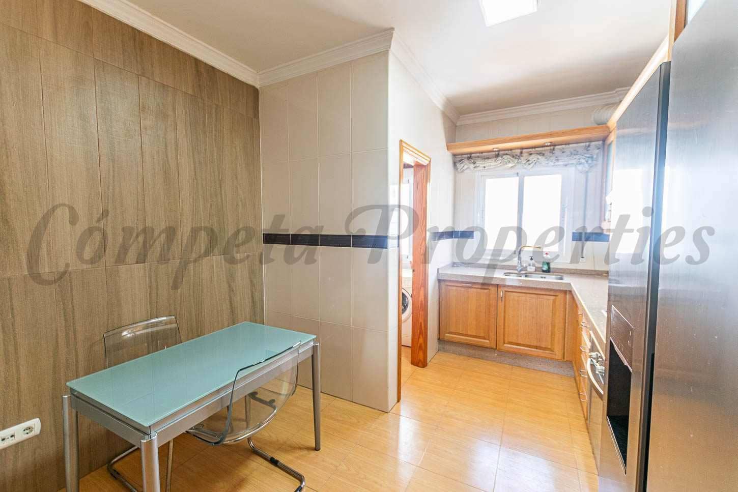 3 sovrum Lägenhet att hyra i Sayalonga - 1 000 € (Ref: 10075942)