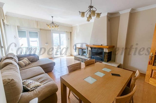 3 soverom Leilighet til leie i Sayalonga - € 1 000 (Ref: 10075942)