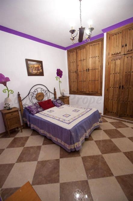 Apartamento de 3 habitaciones en Cómpeta en alquiler - 1.000 € (Ref: 10075943)