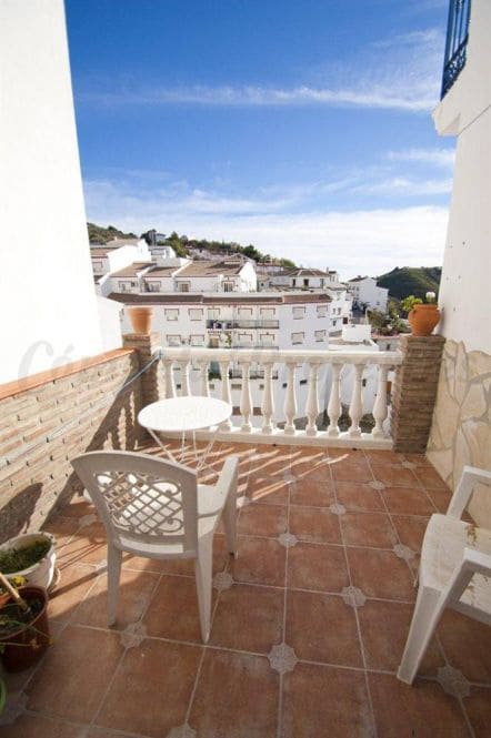 Apartamento de 3 habitaciones en Cómpeta en alquiler - 1.000 € (Ref: 10075943)
