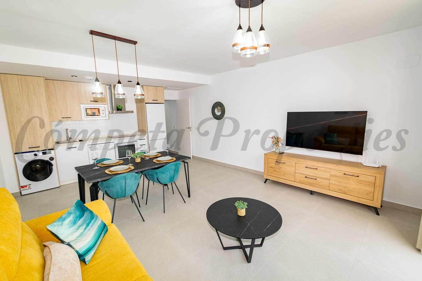 1 quarto Apartamento para arrendar em Torrox-Costa com piscina garagem - 850 € (Ref: 10075944)