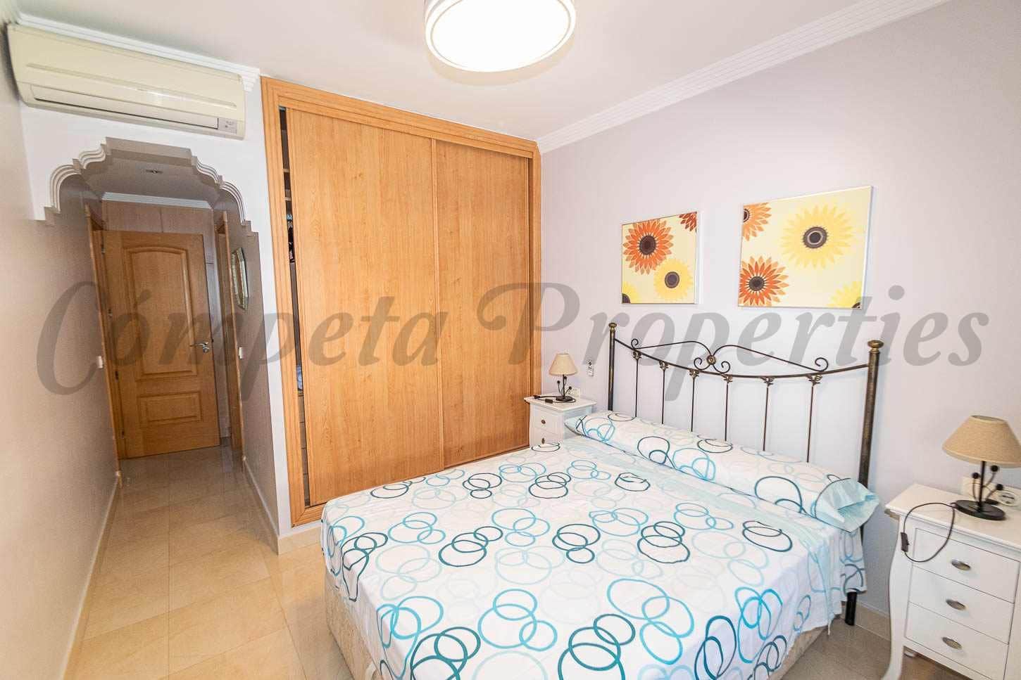 2 soveværelse Lejlighed til leje i Torrox-Costa med swimmingpool - € 800 (Ref: 10075945)