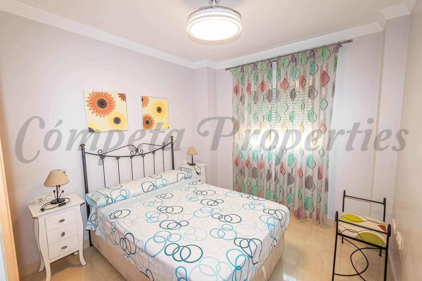 2 soveværelse Lejlighed til leje i Torrox-Costa med swimmingpool - € 800 (Ref: 10075945)