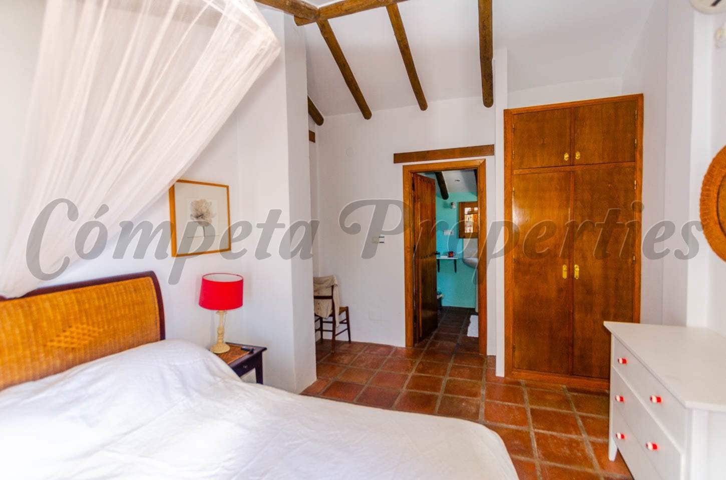 4 quarto Quinta/Casa Rural para arrendamento para férias em Competa com piscina - 2 030 € (Ref: 10075948)