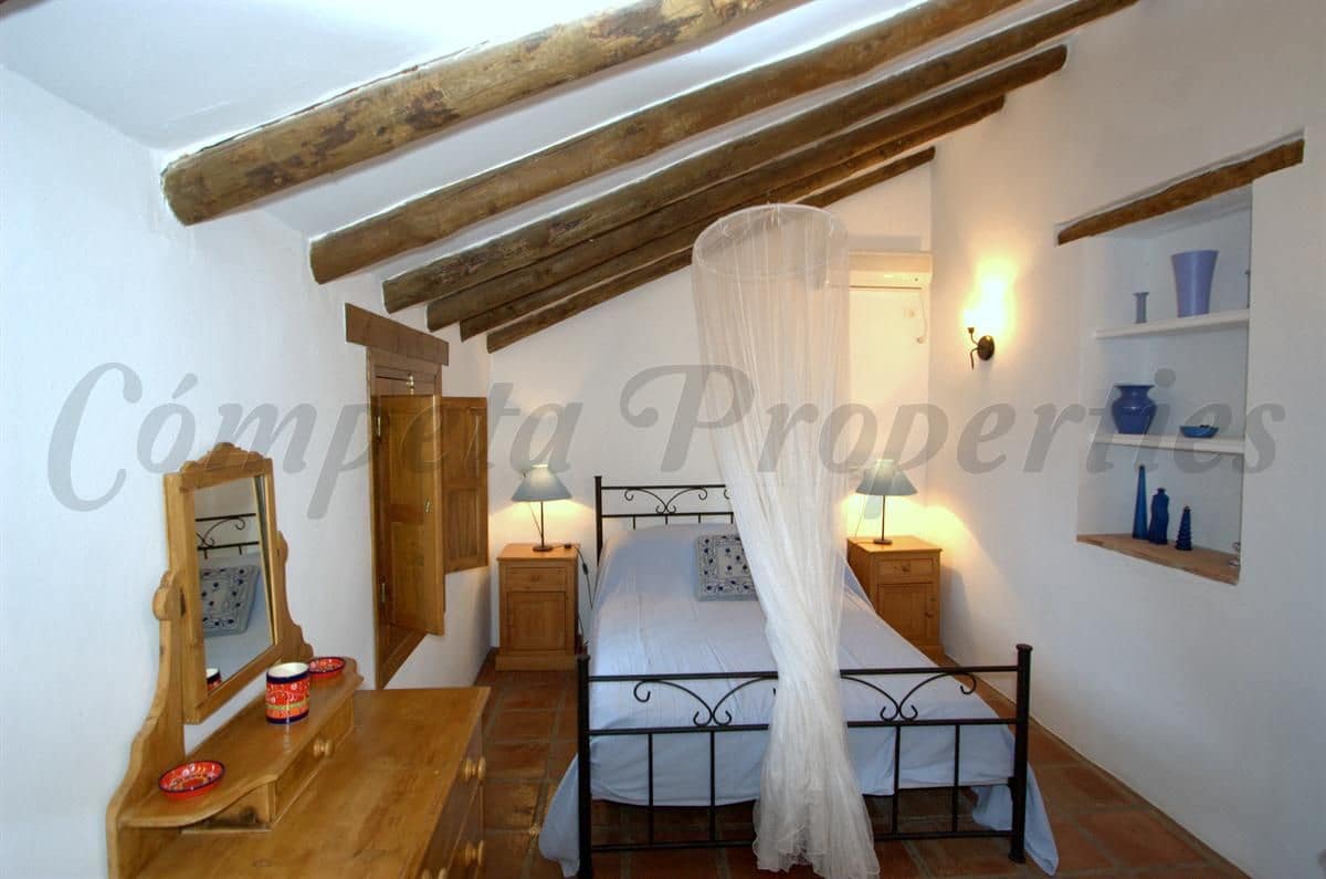 4 quarto Quinta/Casa Rural para arrendamento para férias em Competa com piscina - 2 030 € (Ref: 10075948)