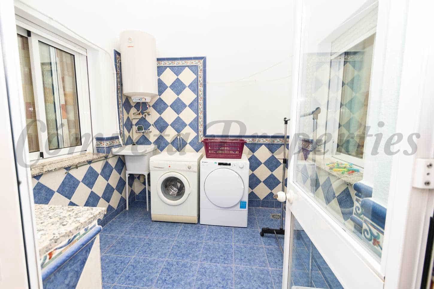 3 makuuhuone Huoneisto vuokrattavana paikassa Torrox - 850 € (Ref: 10075949)