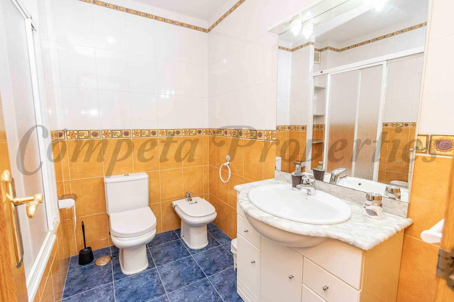 3 makuuhuone Huoneisto vuokrattavana paikassa Torrox - 850 € (Ref: 10075949)