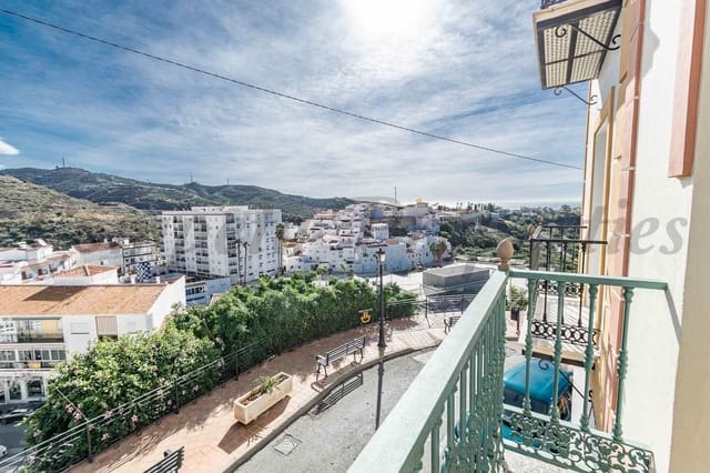 3 soverom Leilighet til leie i Torrox Pueblo, Torrox - € 850 (Ref: 10075949)