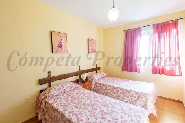 3 quarto Apartamento para arrendar em Torrox-Costa, Torrox - 1 000 € (Ref: 10075950)