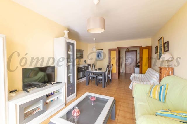 3 quarto Apartamento para arrendar em Torrox-Costa, Torrox - 1 000 € (Ref: 10075950)