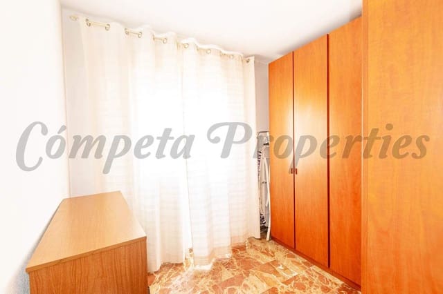 3 soveværelse Lejlighed til leje i Torrox-Costa, Torrox - € 840 (Ref: 10075953)