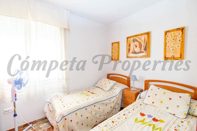 3 soveværelse Lejlighed til leje i Torrox-Costa, Torrox - € 840 (Ref: 10075953)