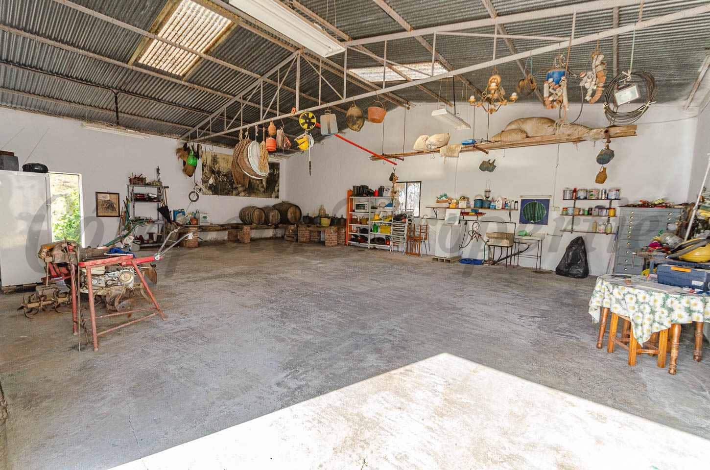3 sypialnia Finka/Dom wiejski na sprzedaż w Sedella z garażem - 355 000 € (Ref: 10075956)