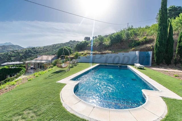 3 Zimmer Finca/Landgut zu verkaufen in Torrox Pueblo, Torrox mit Pool - 475.000 € (Ref: 10075958)